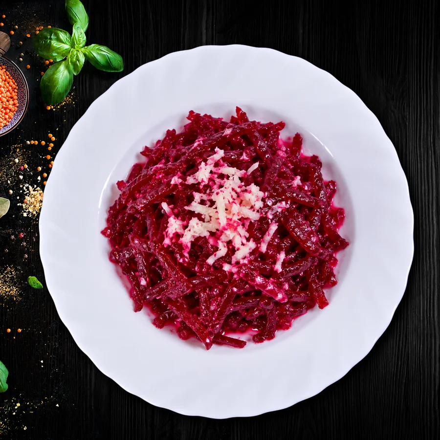Salată de sfeclă roșie cu hrean